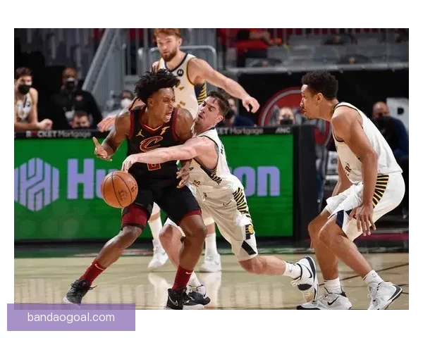 步行者后卫麦康奈尔加盟安踏 结束六年无鞋约束